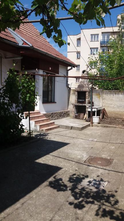 Apartament Roza Braşov Exteriör bild