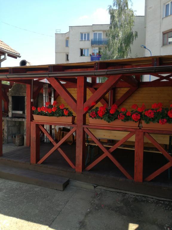 Apartament Roza Braşov Exteriör bild