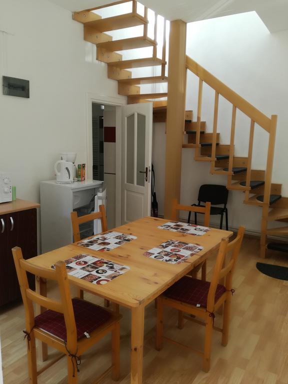 Apartament Roza Braşov Exteriör bild