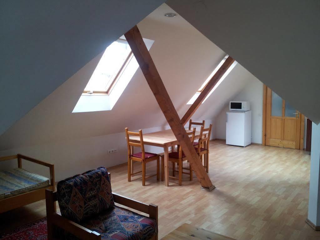 Apartament Roza Braşov Exteriör bild